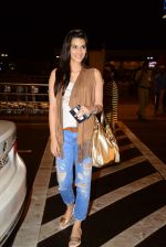 Kriti Sanon leave for Bulgaria for Dilwale shoot in Mumbai Airport on 24th June 2015